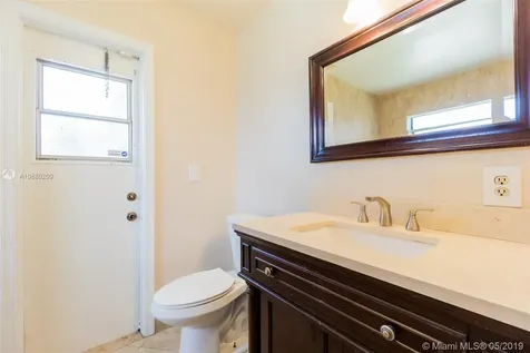 9801 NW 15th Street Plantation FL 33322