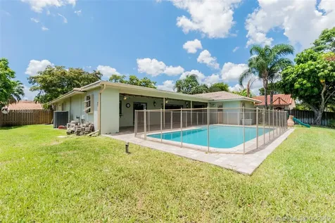 9801 NW 15th Street Plantation FL 33322