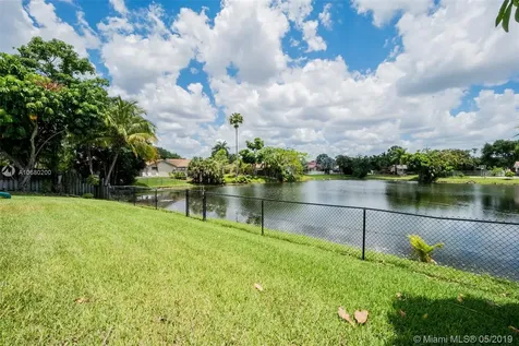 9801 NW 15th Street Plantation FL 33322