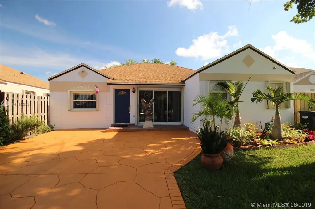 10431 SW 207th Terrace Cutler Bay FL 33189
