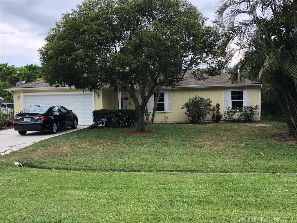 757 SW Dorchester Street Port St. Lucie FL 34983