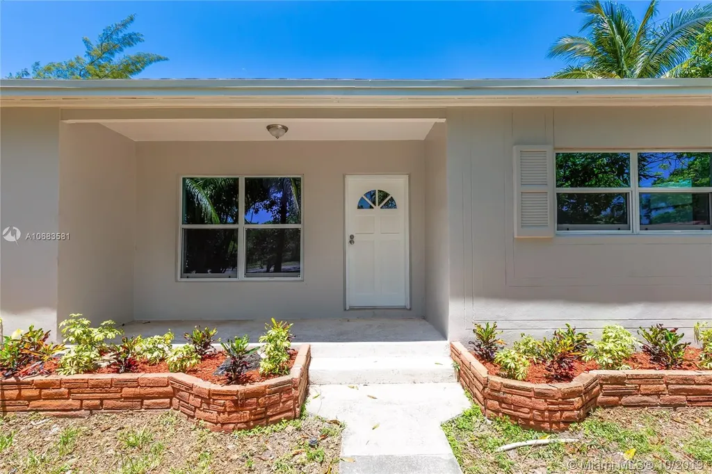 15100 NE 11th Court North Miami Beach FL 33162