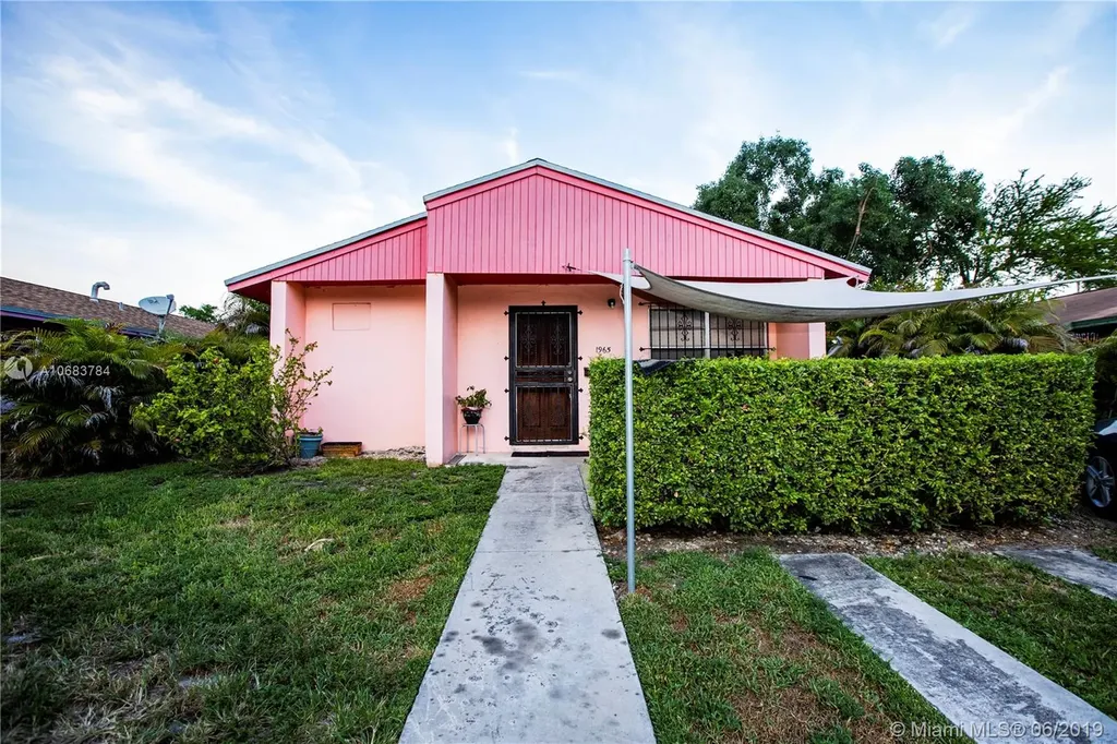 1965 NW 3rd Avenue Miami FL 33136