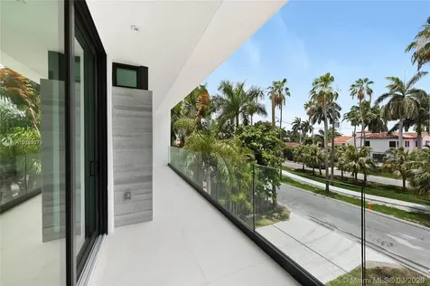 272 Palm Avenue Miami Beach FL 33139
