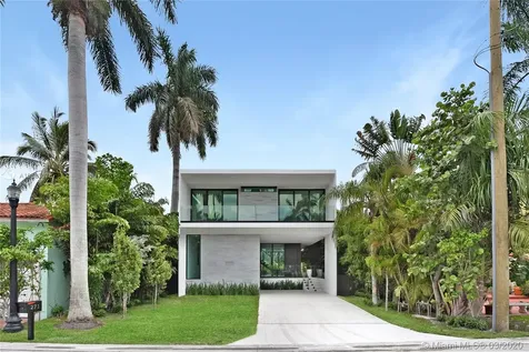 272 Palm Avenue Miami Beach FL 33139
