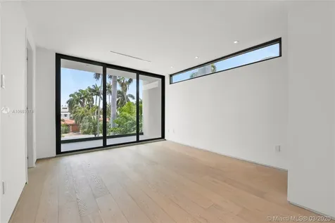 272 Palm Avenue Miami Beach FL 33139