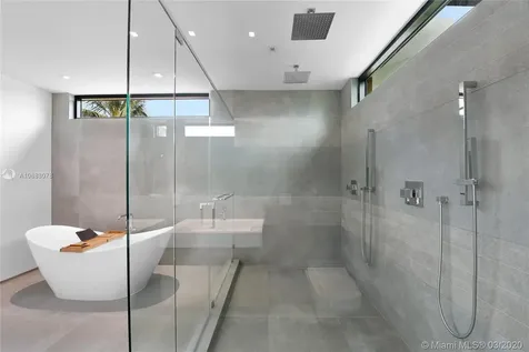 272 Palm Avenue Miami Beach FL 33139