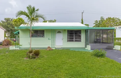 6156 Rodman Street Hollywood FL 33023