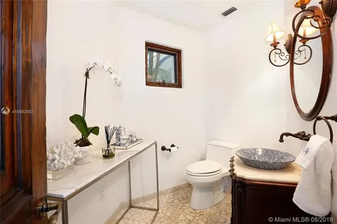 760 Harbor Drive Key Biscayne FL 33149