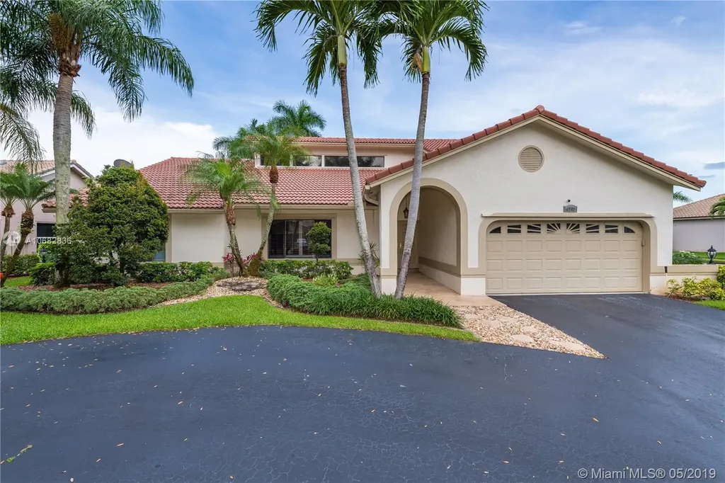4742 NW 100th Terrace Coral Springs FL 33076