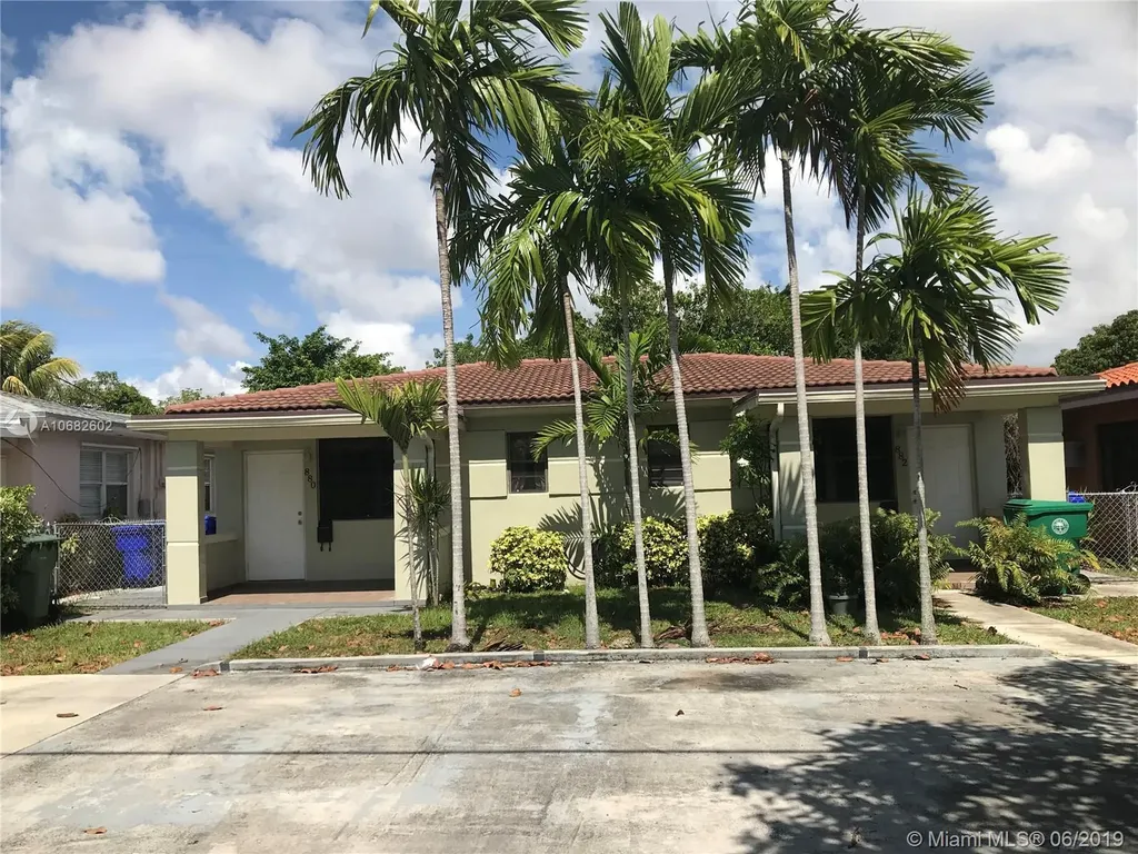 880 NW 31st Avenue Miami FL 33125