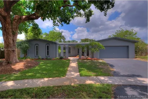 11031 NW 18th Place Pembroke Pines FL 33026
