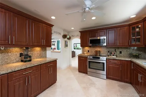 5841 SW 117th Avenue Cooper City FL 33330