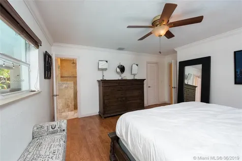 5841 SW 117th Avenue Cooper City FL 33330