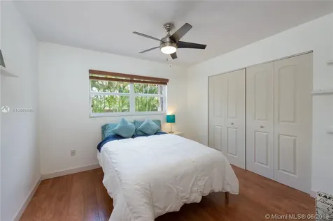 5841 SW 117th Avenue Cooper City FL 33330