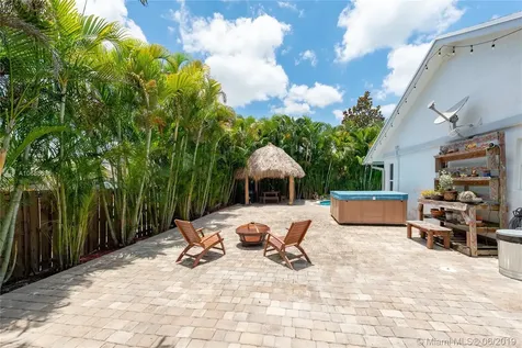 5841 SW 117th Avenue Cooper City FL 33330