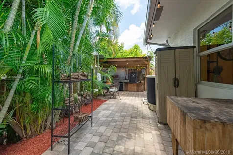 5841 SW 117th Avenue Cooper City FL 33330
