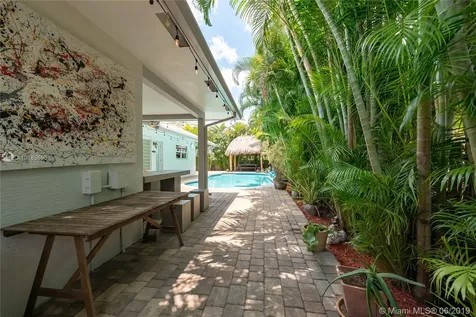 5841 SW 117th Avenue Cooper City FL 33330
