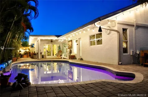 5841 SW 117th Avenue Cooper City FL 33330