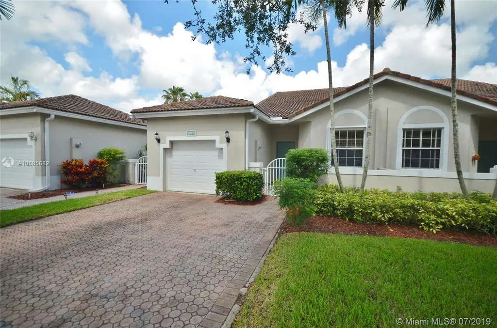 2351 E Aragon Boulevard Sunrise FL 33313