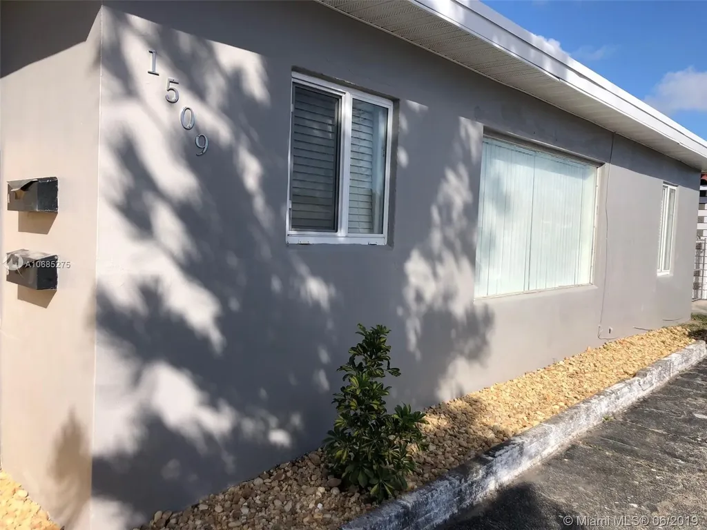 1509 N Andrews Avenue Fort Lauderdale FL 33311