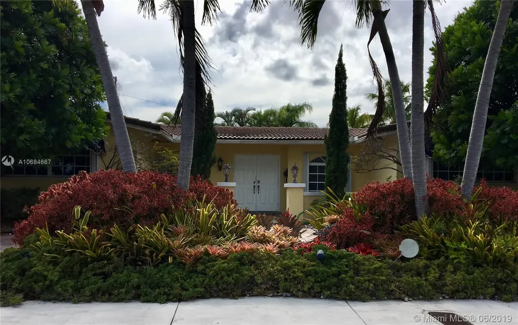6000 SW 93rd Avenue Miami FL 33173