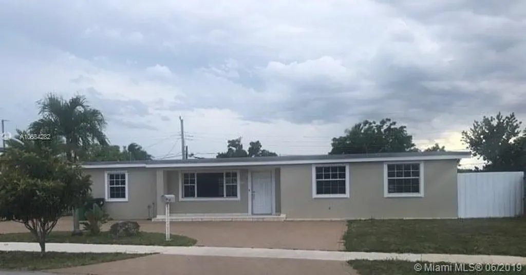 5130 SW 112th Court Miami FL 33165