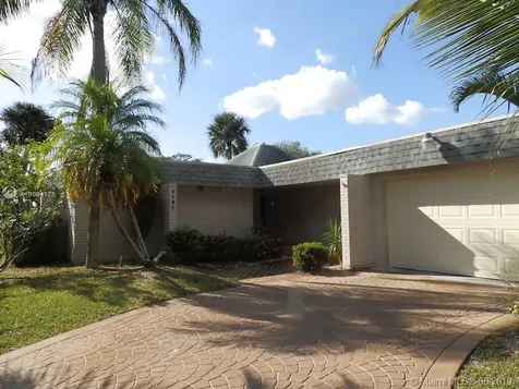 5107 Banyan Lane Tamarac FL 33319