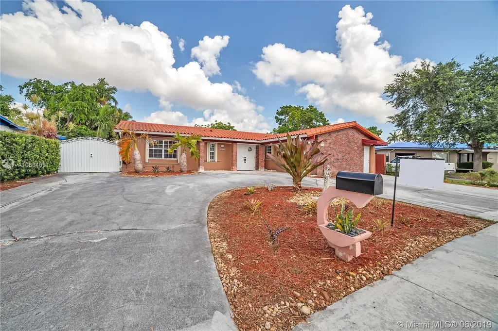 2650 SW 119th Court Miami FL 33175