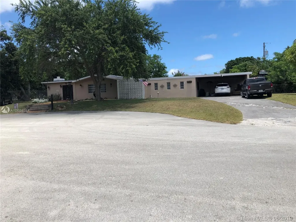 17435 SW 91st Avenue Palmetto Bay FL 33157