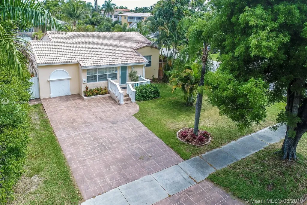 1403 Fletcher Street Hollywood FL 33020