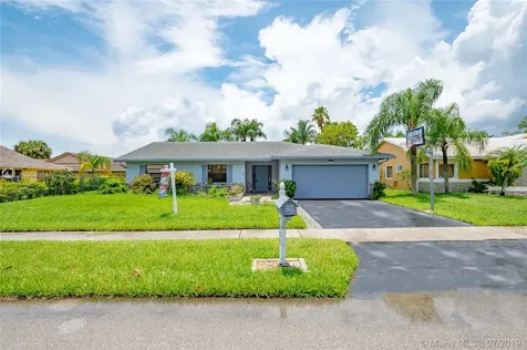 2121 NW 76th Terrace Margate FL 33063