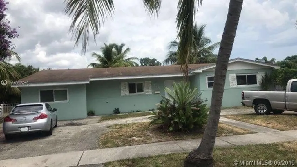 515 NE 178th Street North Miami Beach FL 33162