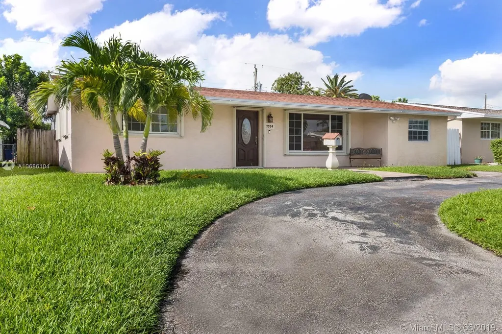 7904 Shalimar Street Miramar FL 33023