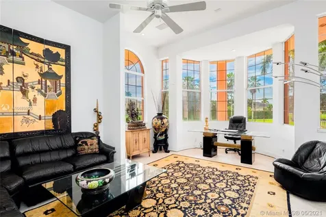 1000 NW 116th Avenue Plantation FL 33323