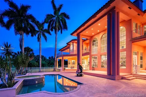 1000 NW 116th Avenue Plantation FL 33323