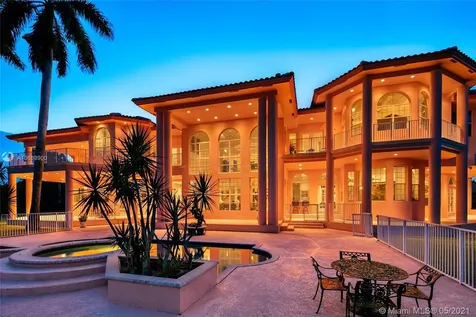 1000 NW 116th Avenue Plantation FL 33323