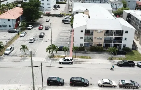 142 SW 18th Avenue Miami FL 33135