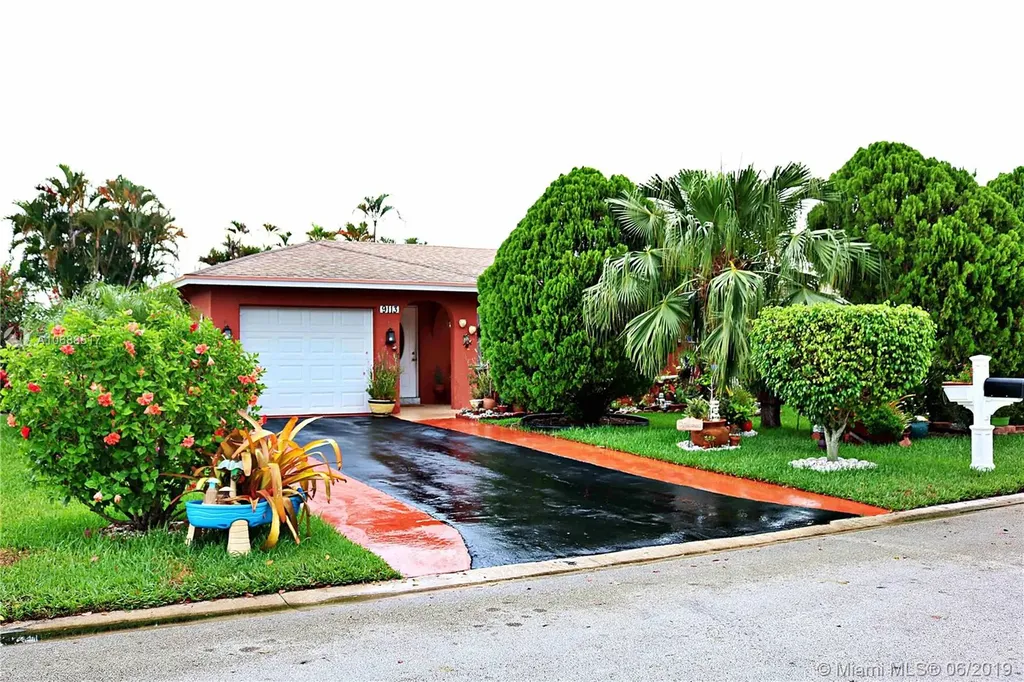 9113 NW 82nd Court Tamarac FL 33321