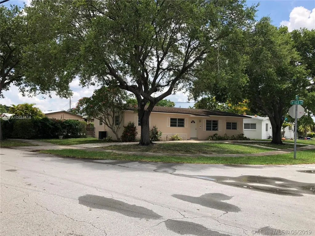 10300 SW 42nd Street Miami FL 33165