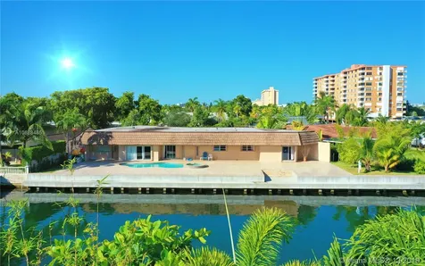 13255 Keystone Terrace North Miami FL 33181