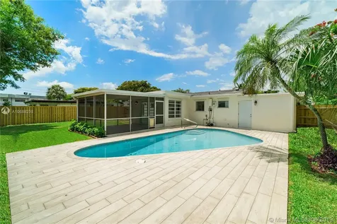 6106 NW 8th Street Margate FL 33063