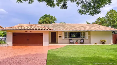 14300 Leaning Pine Drive Miami Lakes FL 33014
