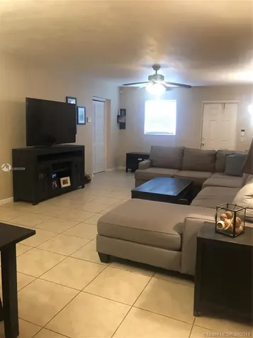 11525 SW 43rd Lane Miami FL 33165