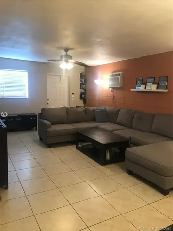 11525 SW 43rd Lane Miami FL 33165