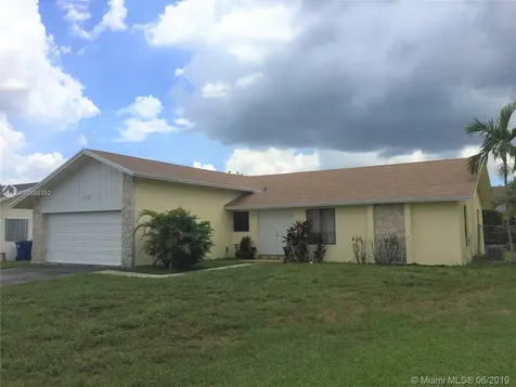 4624 NW 93rd Terrace Sunrise FL 33351