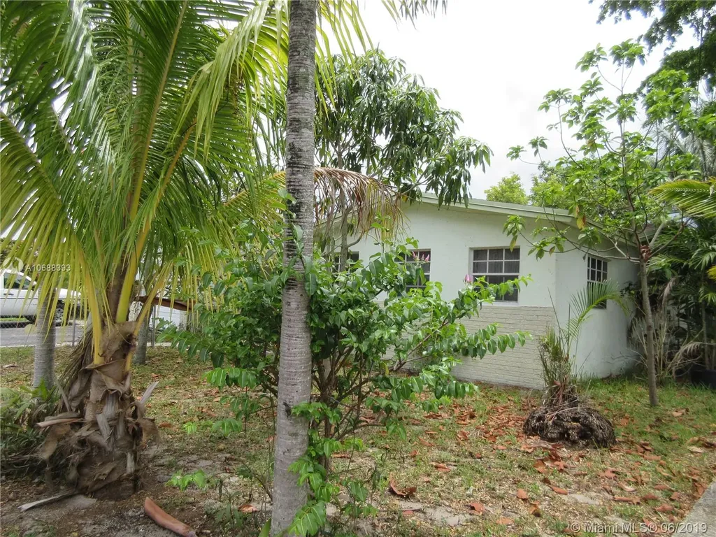 1510 NW 47th Avenue Lauderhill FL 33313