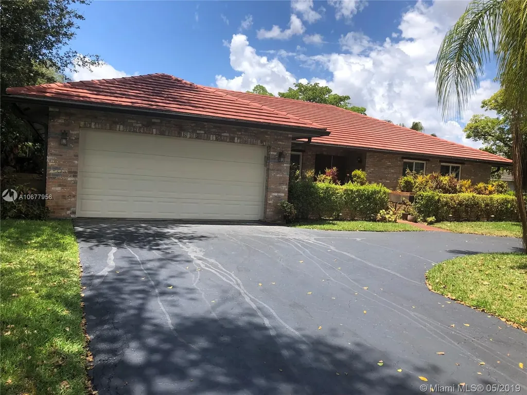 1888 NW 113th Way Coral Springs FL 33071