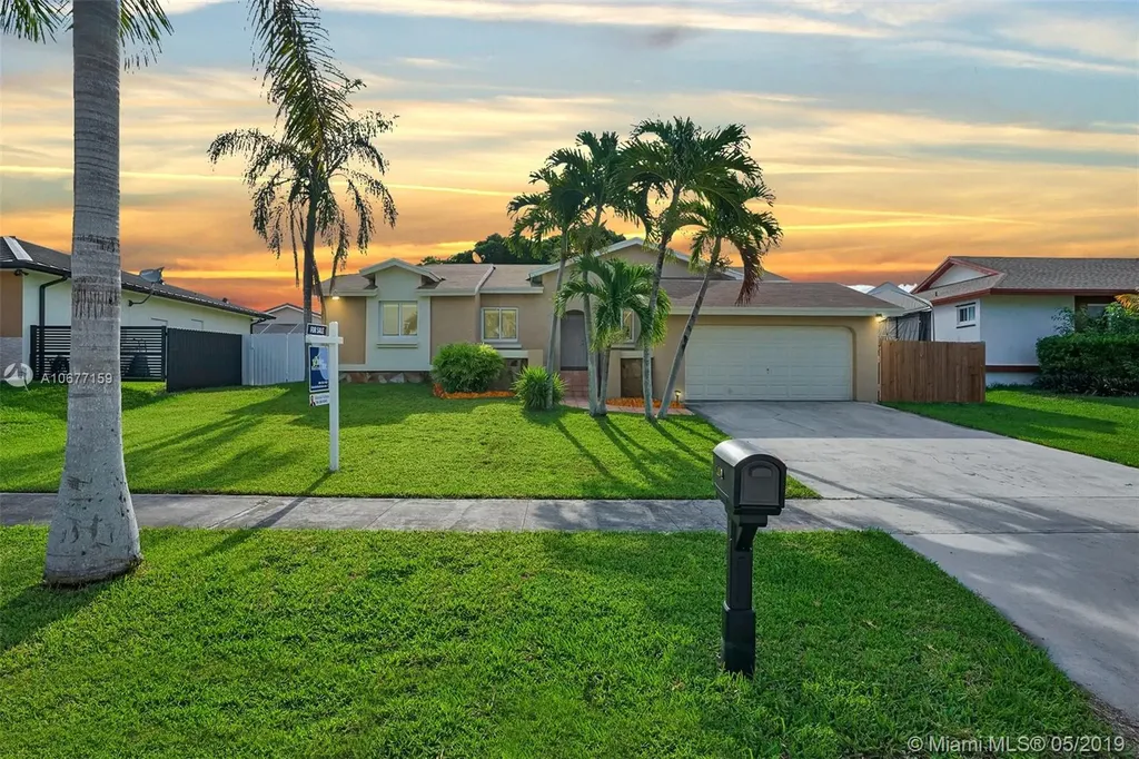 20301 SW 80th Avenue Cutler Bay FL 33189