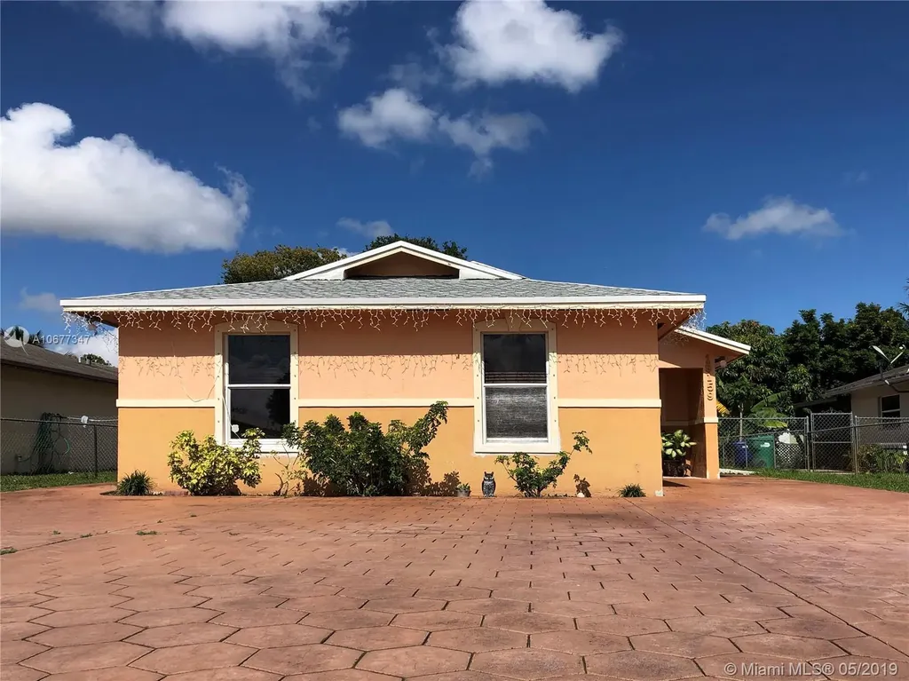 19159 NW 33rd Court Miami Gardens FL 33056